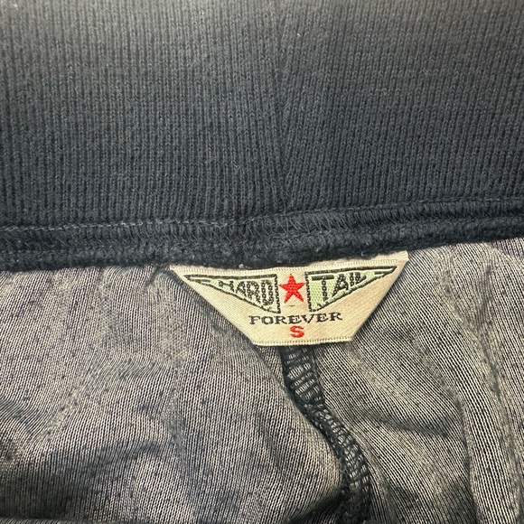 Like New Women’s size small Hard Tail Shorts - Picture 3 of 3